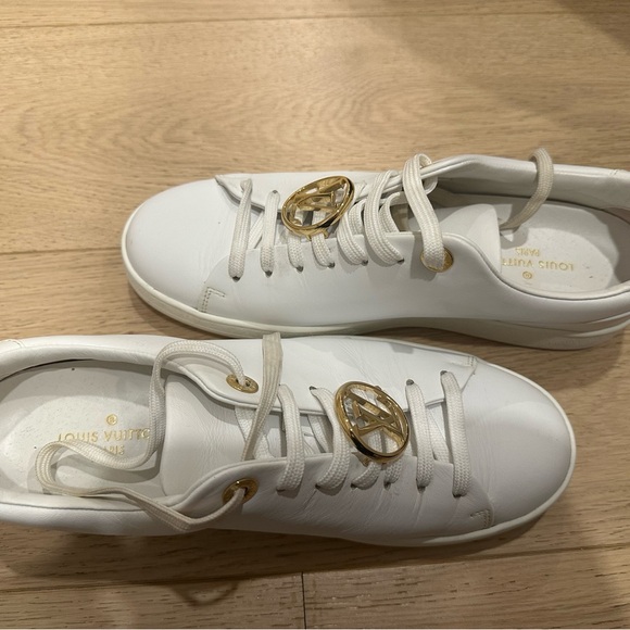 Louis Vuitton sneakers size 37.5 - Picture 7 of 9